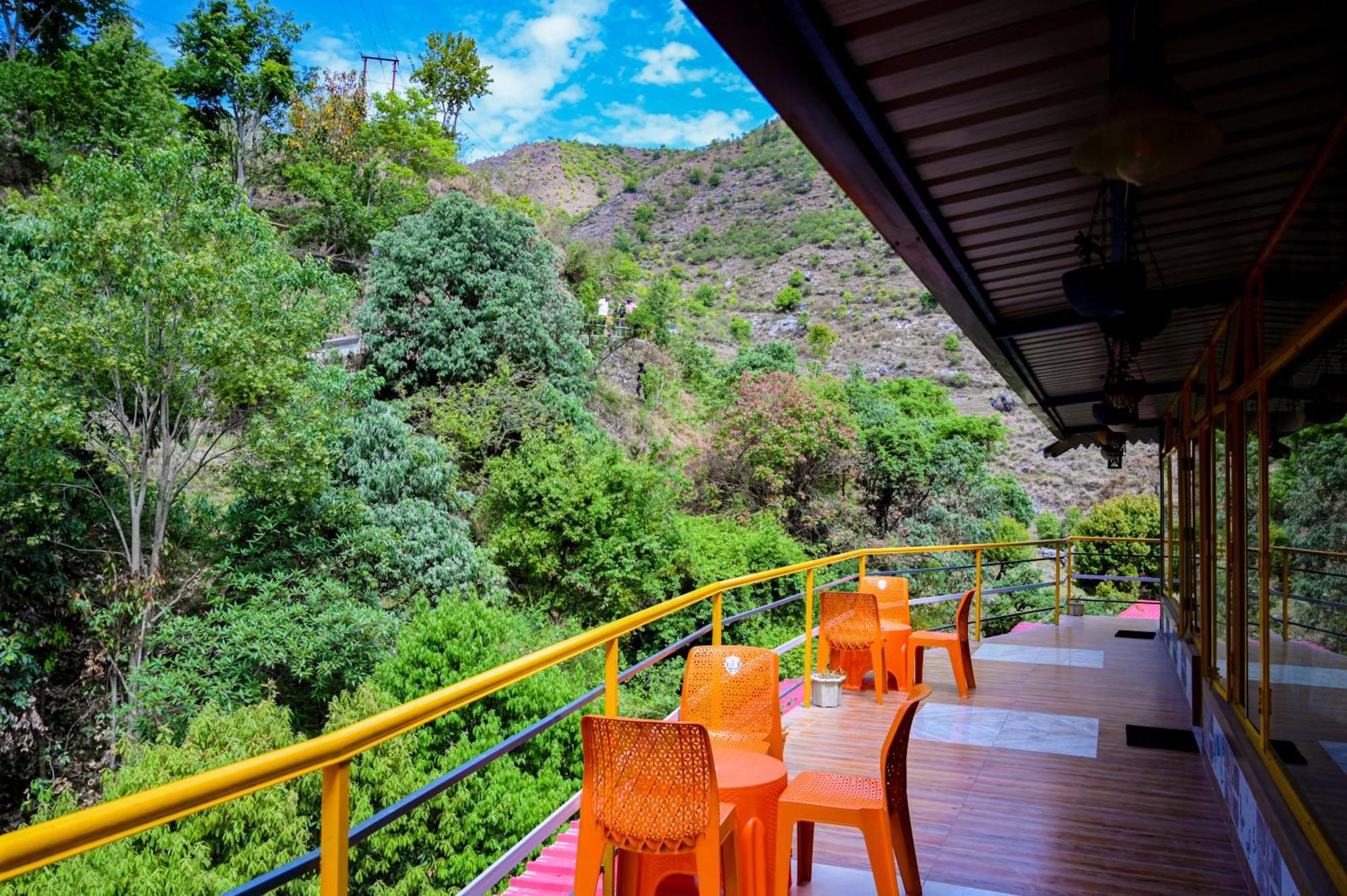 The Hosteller Mussoorie By The Streamside, Kempty 외부 사진